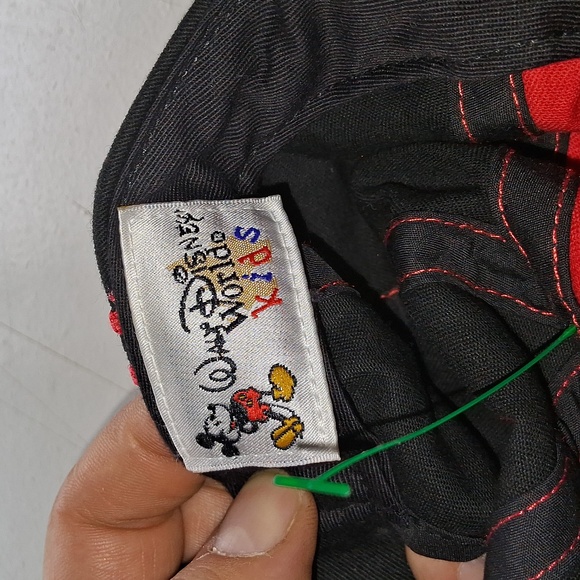 Super Star Mickey Mouse Kids Hat - Picture 6 of 7